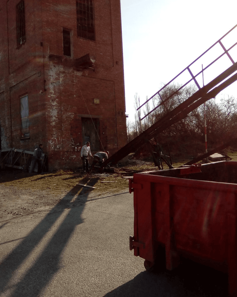 Frühe Aufräumarbeiten